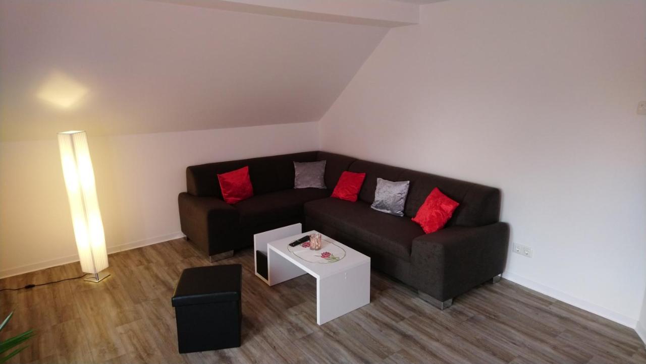 Haus Waldidyll Apartment Lauta Exterior photo