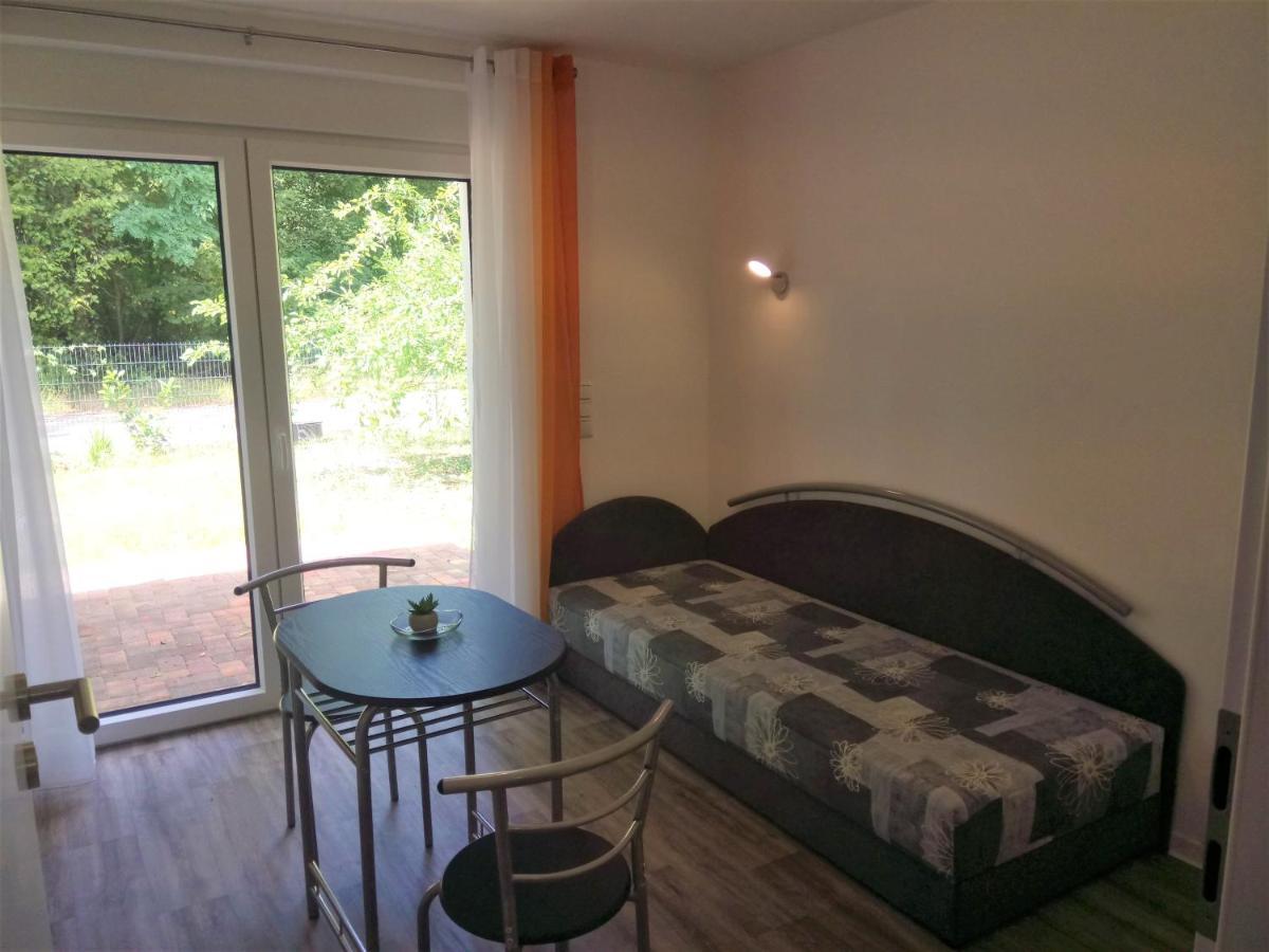 Haus Waldidyll Apartment Lauta Exterior photo